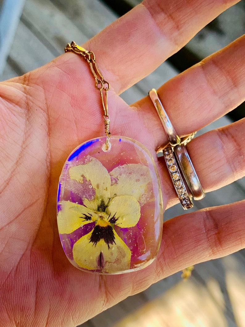 Real Flower Jewelry, Pressed Flower Necklace, Dried Flower Jewelry, Botanical Necklace, Resin Necklace, Layering Necklace image 1