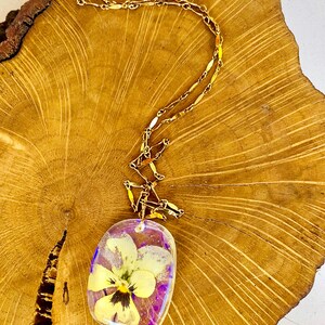 Real Flower Jewelry, Pressed Flower Necklace, Dried Flower Jewelry, Botanical Necklace, Resin Necklace, Layering Necklace image 4