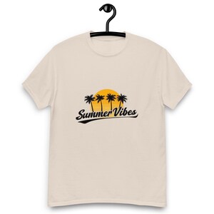 Summer Vibes Graphic Unisex T-Shirt – Palm Trees & Sunset Design