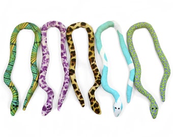 cat toy-catnip snake-handmade cat toy-catnip toy-animal lover-cat lover gift-pet lover gift-cat snake toy-cat favorite-cat lady gift-cat mom