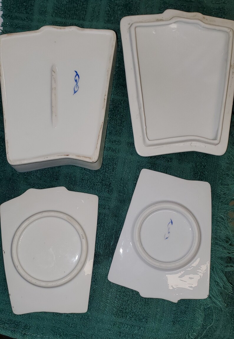 Vintage Porcelain Playing Cards Coaster Ashtray Set in Matching