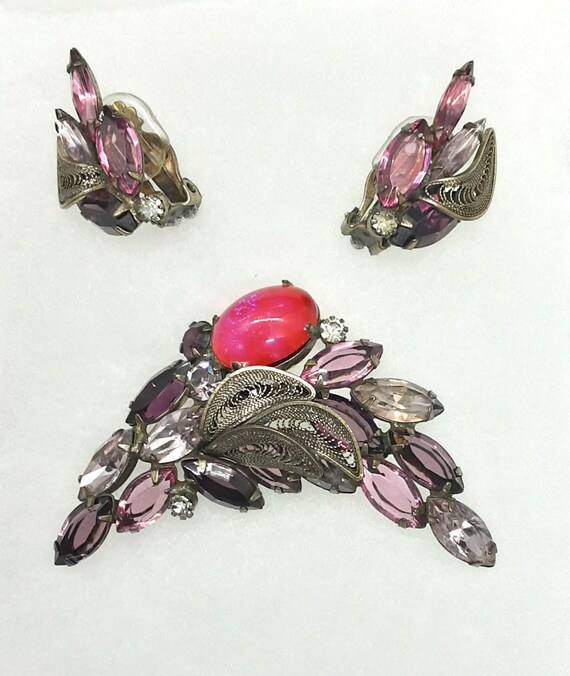 Unique Vintage Estate Juliana Rhinestone Earring a