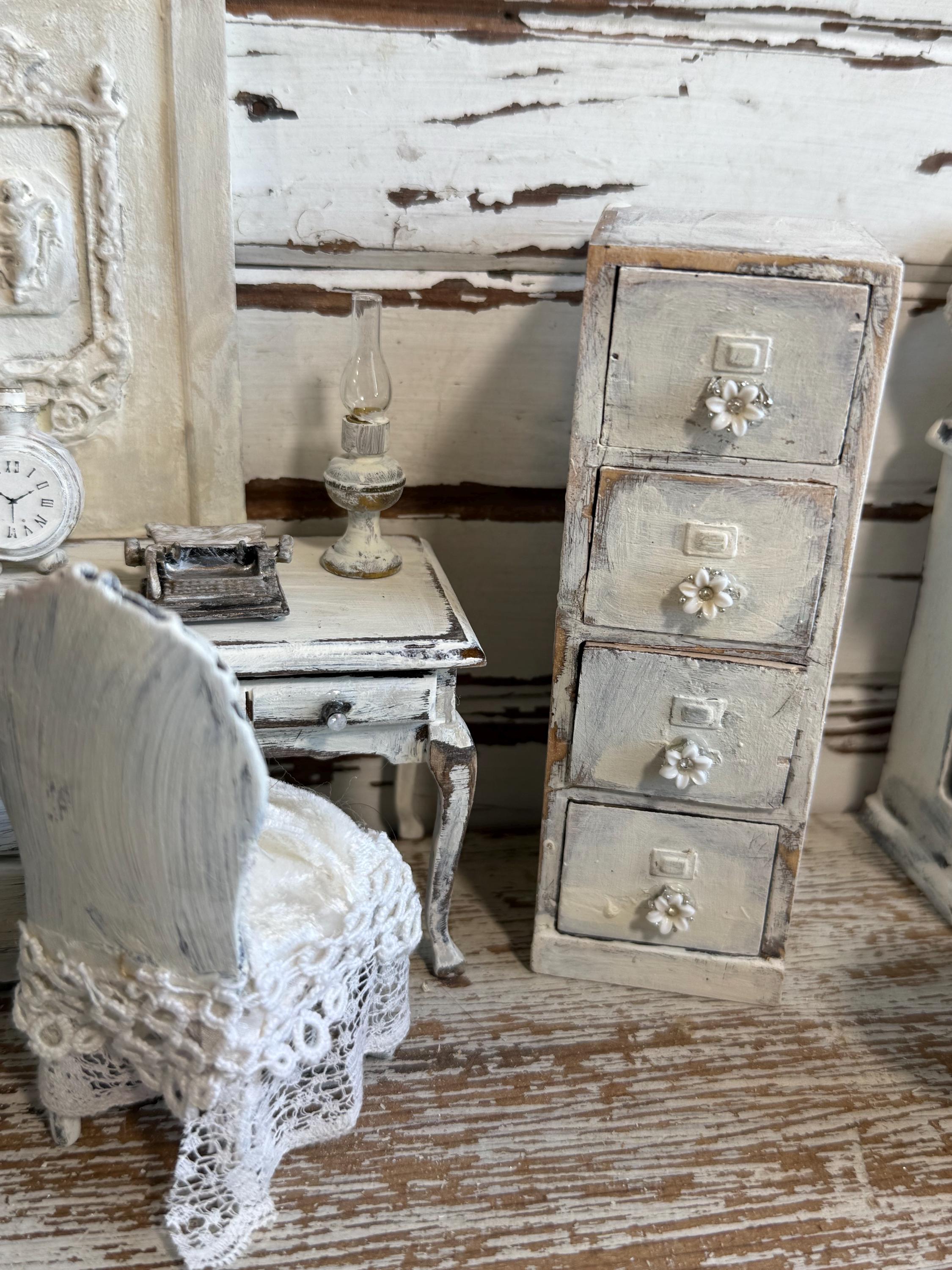 Dolls House Shabby Chic Cabinet