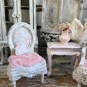 French Dollhouse Chair, victorian Dollhouse chair, Artisan Dollhouse Furniture, Velvet dollhouse, vintage dollhouse 1:12 chair
