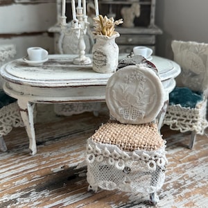 1 12 Victorian Chair, dollhouse miniature chair , Dollhouse French chair, french dollhouse, farmhouse dollhouse, vintage dollhouse velvet