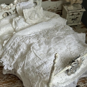 Handmade dollhouse bedding set - 1:12 scale shabby chic miniature linens and pillows- Handmade bedding with antique fabrics