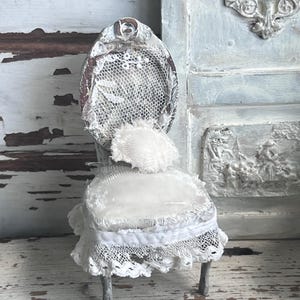 French Dollhouse Chair , vintage dollhouse 1:12 chair