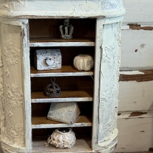 1 12 Dollhouse Hutch,Doll house Miniature Furniture, Dollhouse Bookcase,shabby dollhouse Furniture, Miniature hutch, Vintage dollhouse