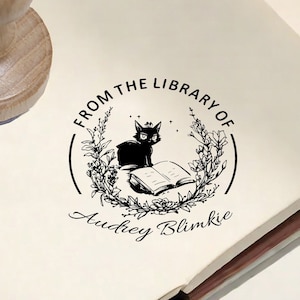 PERSONALISIERTER BÜCHERSTEMPEL | Geschenk für Buchliebhaber | Benutzerdefinierte Bibliothek Stempel | Aus der Bibliothek für Briefmarken | Buchliebhaber | Personalisierter Stempel