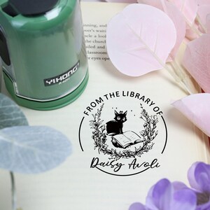 TIMBRE DE LIVRE | Tampon de bibliothèque personnalisé | Timbre pour amoureux des livres | De la bibliothèque de timbres | Amoureux des livres | Carnet de timbres personnalisé pour amateur de timbres-poste