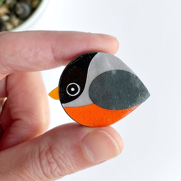 Robin bird magnet, handmade from cut paper, little bird gifts for people who love birds