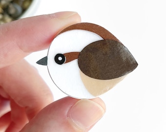 Carolina Wren bird magnet, handmade from cut paper, bird gifts for bird people