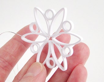 Pretty Paper Snowflake ornament, holiday ornament, Quilled ornament, hostess and teacher gifts, a gift to wow