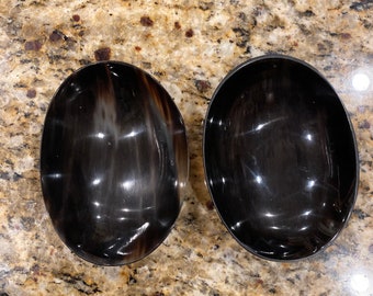 2 bowls hand crafted with Buffalo horn