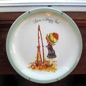 Vintage Holly Hobbie Wall Art Plate / Hostess Platter Eco Gift, Put On A Happy Face Country Girl in Bonnet 1970s Home Decor Decorative Plate