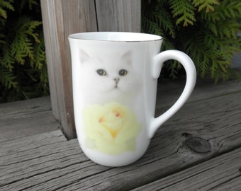 Vintage Otagiri Cat Mug – White Angora & Yellow Rose, 1980s Coffee Cup