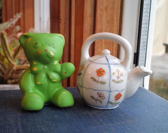 Vintage Salt & Pepper Shaker Set - Shabby Miniature Teddy Bear + Tiny Floral Tea Pot Shakers, 1960s Cottage Core Kitchen Home Decor Eco Gift