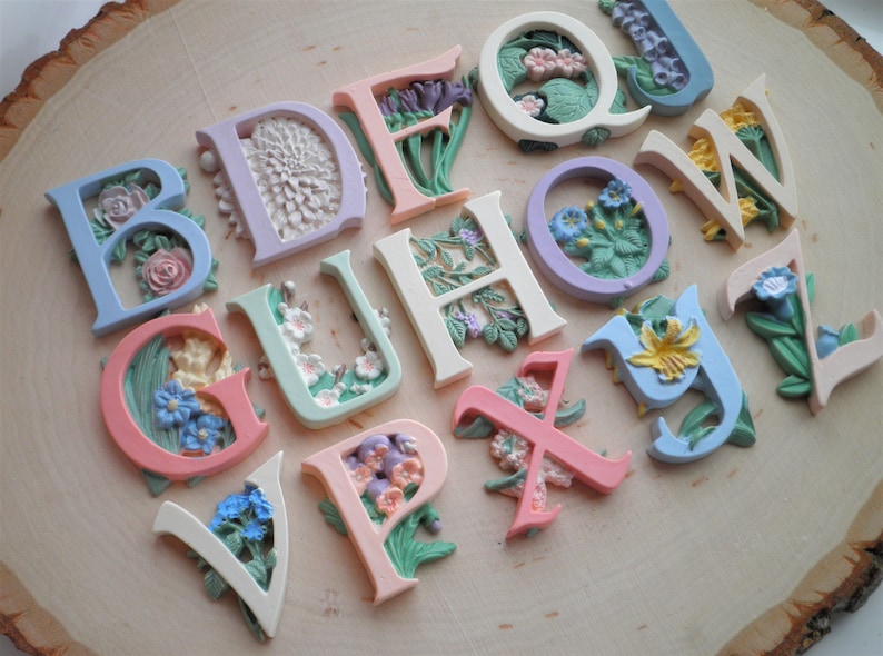 Vintage Letter Cabochon 1980s Floral Initial Resin Flat Back - Etsy