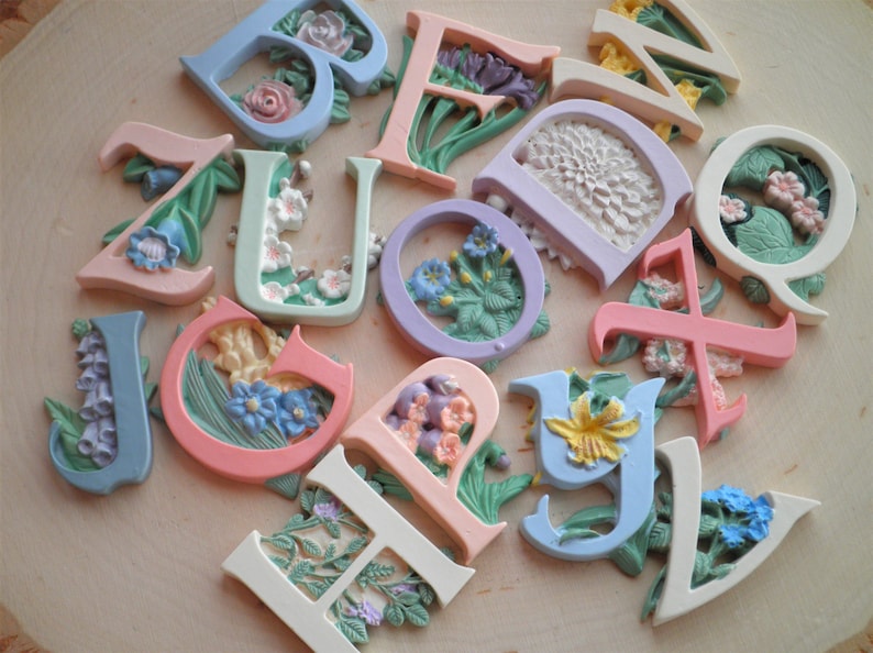 Vintage Letter Cabochon 1980s Floral Initial Resin Flat Back - Etsy