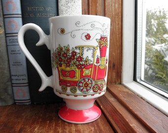 Vintage Royal Crown Train Coffee Mug – 1960s Floral Smug Mug