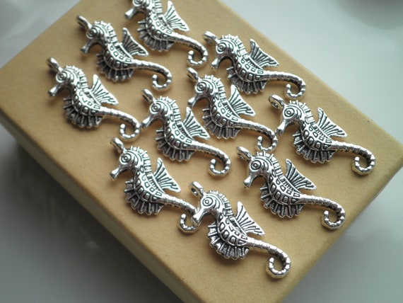 Tibetan Silver Seahorse//Sea Horse Charms 10 per pack