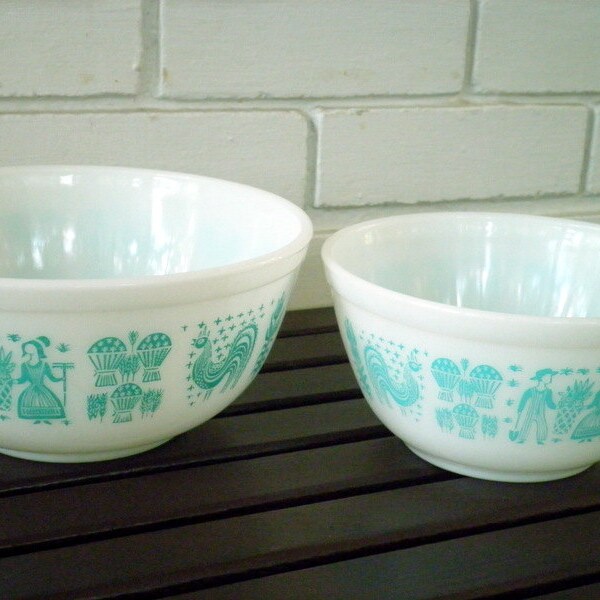 Vintage Pyrex Amish Butterprint Milk Glass Mixing Bowls in Turquoise and White - Set of 2 - Circa 1960s