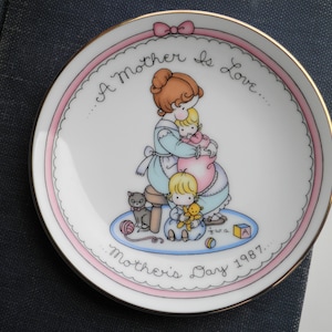Vintage Avon &quot;A Mother Is Love&quot; Teller Sammlerstück Dekorative Wandkunst Home Dekor - Retro 80er Jahre Kawaii Mutter & Kinder Niedliches Geschenk