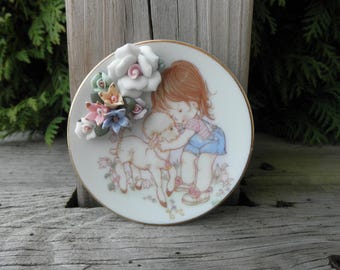 Vintage Kawaii Girl and Lamb Plate – Floral Porcelain Decor
