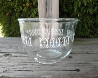 Vintage Atomic Sunbeam Glass Mixing Bowl - Mid-Century Modern Kitchenware