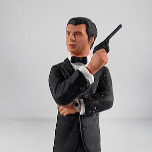 Corgi Icon James Bond 007 Diecast Figurine of Pierce Brosnan's James Bond in Black Tuxedo, F04071