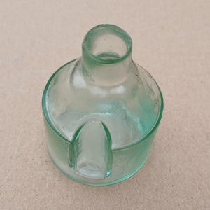 Circa  1900 Vintage Aqua Glass Round Section Ink Bottle With Side Pen Rest, Inkwell  Writing Ink Pot,  Victorian.  (B3-8)