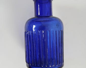 Small Scarce Round Section Cobalt Blue Glass Poison Bottle, Poisonous Bottle, Apothecary Vases, Vintage, Collectible Glassware (PS3)