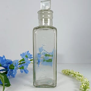 Clear Glass Old Admiralty Poison Bottle, Embossed With Military Arrow,  Poisonous, Apothecary Vases, Decorative, Collectible Glassware (PS1)