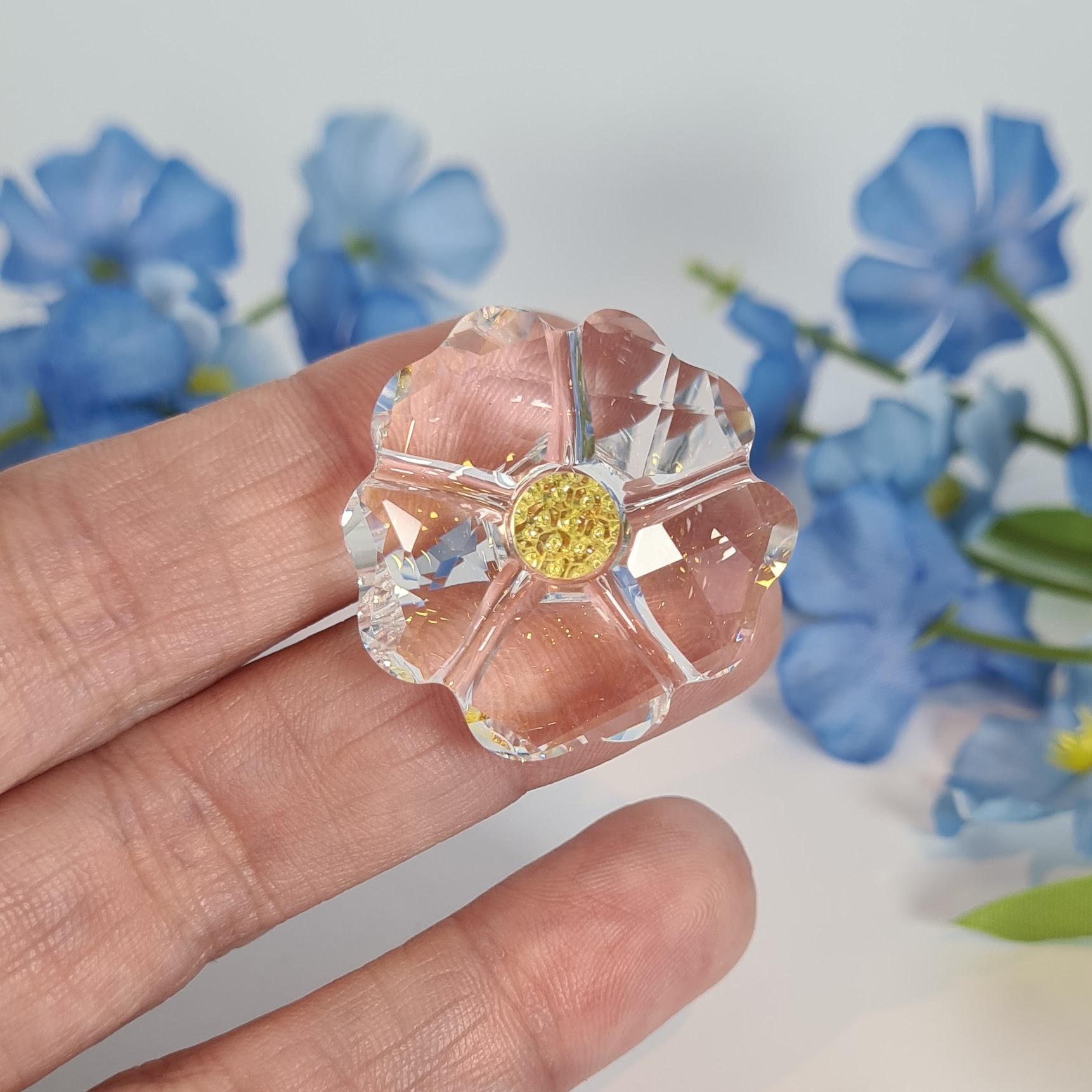 Swarovski Wild Flower Figurine, Crystal Wildflower Yellow Centre