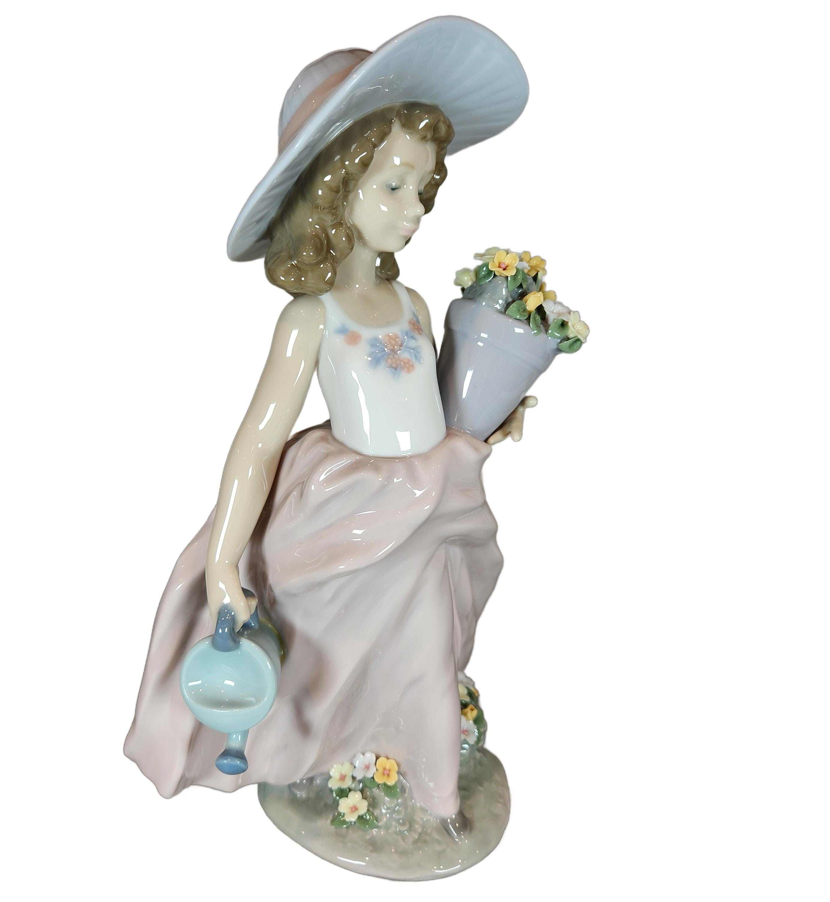 Lladro 'A Wish Come True' Figurine #7676, Porcelain Girl Flowers