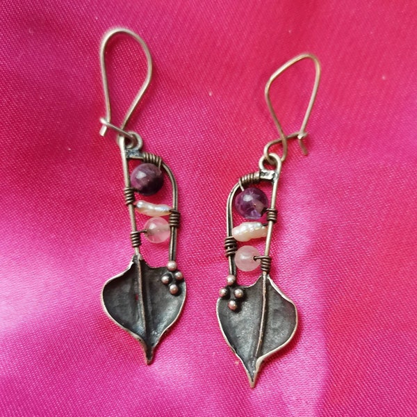 Silver handmade vintage 1990's heart leave shaped small earrings Silver pearl amethyst dangle and drop vintage earrings Gift for her