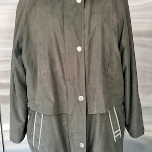 Vintage Khaki Jacket Green Unisex 1990s Parka Anorak with Beige Details and Padded Lining, Oversized Slouchy Coat, Spring Casual Wear