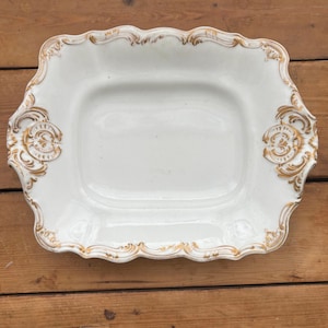 Rare Antique Copeland & Garrett, Late Spodes Felspar Porcelain white and gold platter.
