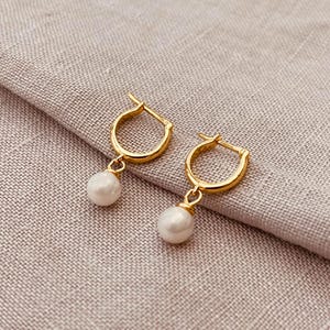 Pearl Huggie Hoop Earrings - Elegant Pearl Huggie Hoop Earrings, Dainty Pearl Hoop Earrings, Gift For Her, Everyday Hoop Pearl Earrings