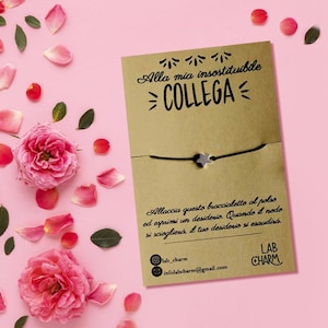 Bracciale regolabile esprimi desiderio per COLLEGA con cartolina ricordo | Scegli tu ciondolo e colore del cordoncino