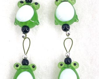 Something Froggy Lampwork Glass Stitch Markers - US 10 - Item No. 1468