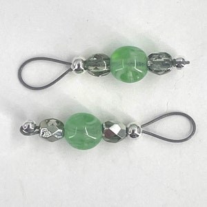 Peridot Swirl Czech Beads Stitch Markers US 5 Item No. 1395 image 2