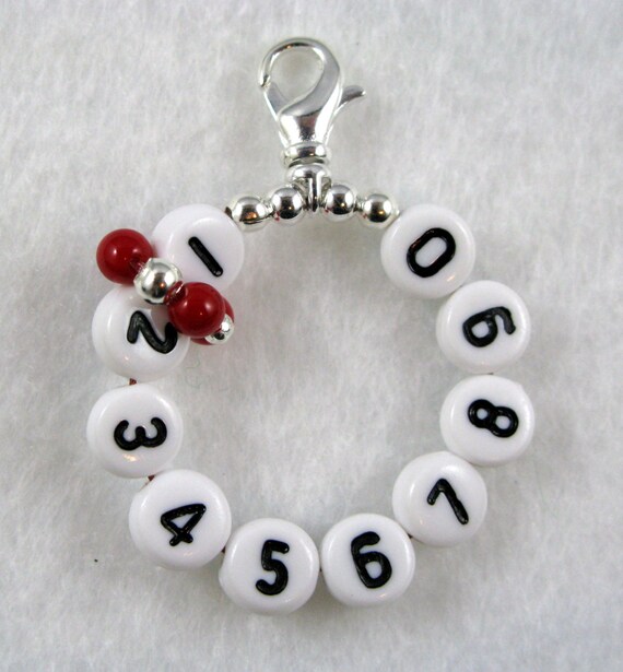 10 White Snowflake Stitch Markers Knitting Crochet Row Counter Clip Xmas Gift