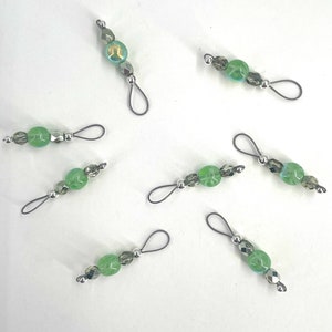 Peridot Swirl Czech Beads Stitch Markers US 5 Item No. 1395 image 1