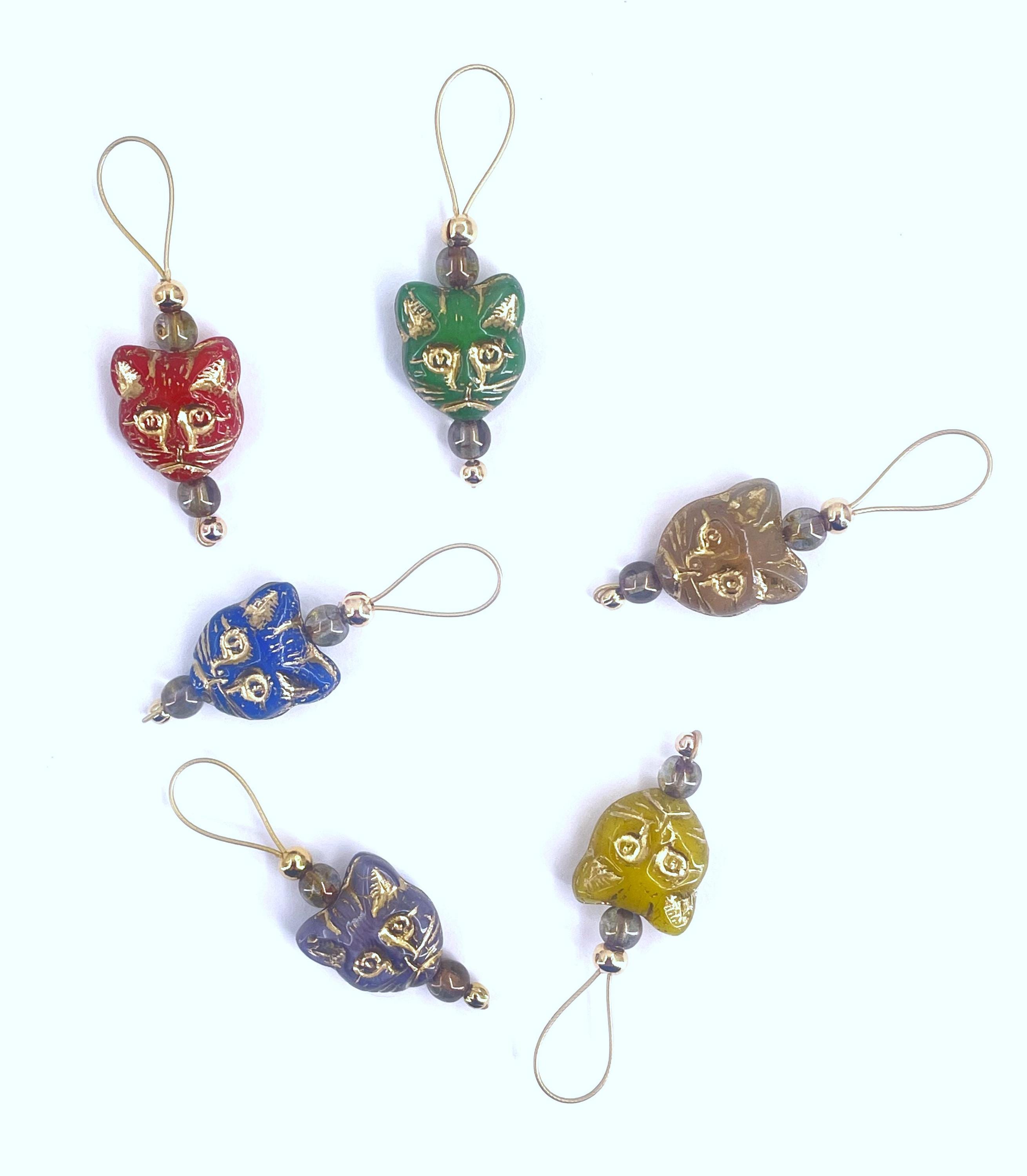 ⛰GlasFliesenmalerei 【Kätzchen】von M.Horn Meow - Czech Glass Multi-colored Gold Cats - Item No. 1431 - Etsy