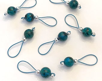 Blue and Green Stitch Markers on Colored Wire - US 10 - Item No. 1146