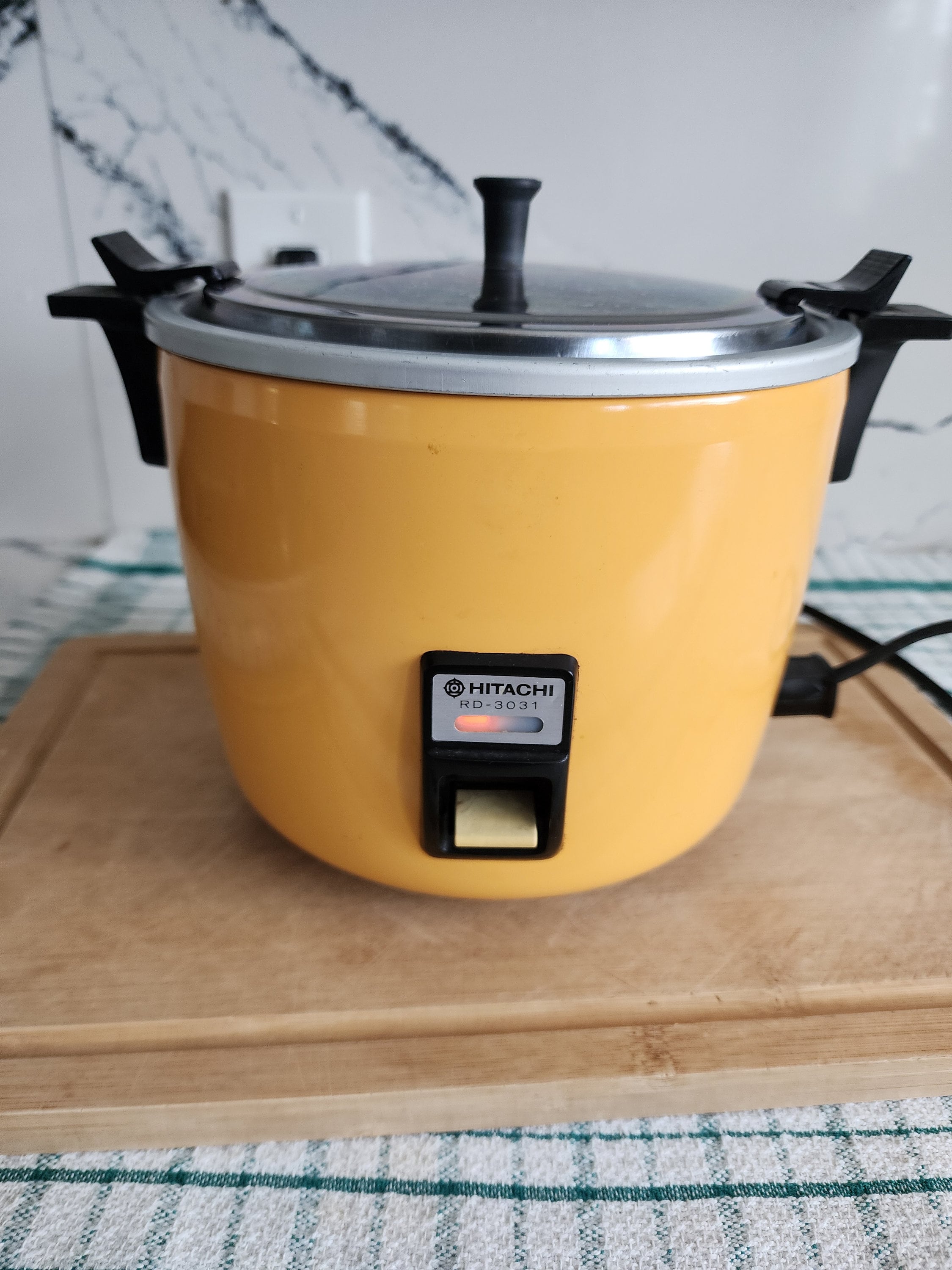 Rare Vintage 1970s Hitachi RD 3031 Rice Cooker Maker 3.5 Cup Gold Etsy