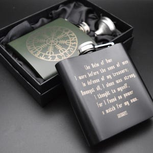 Personalized Viking Hip Flask: Norse Vegvisir & Runes Gift