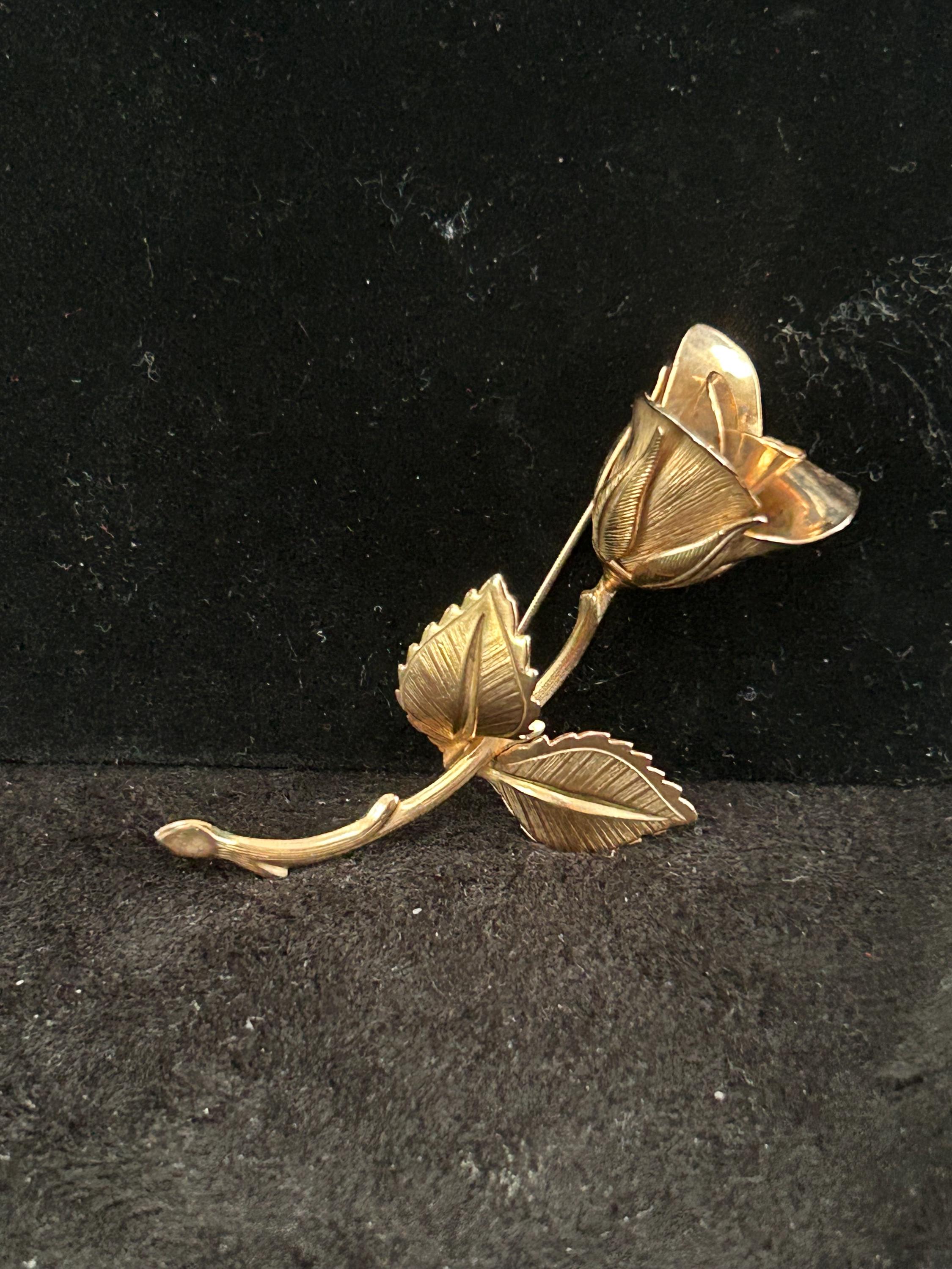 Signed Giovanni Gold Tone Flower Brooch Jewelry - Etsy display picture 1