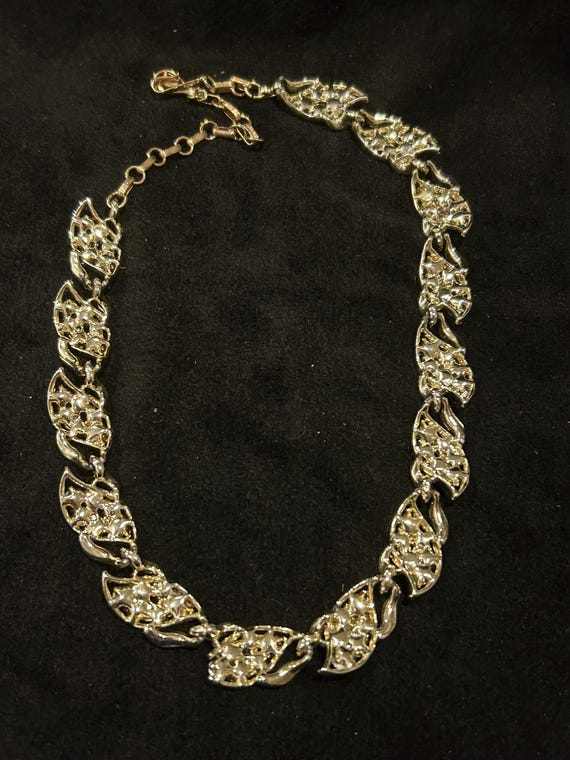 Vintage Coro Ruby AB Rhinestone Leaf Necklace | G… - image 6